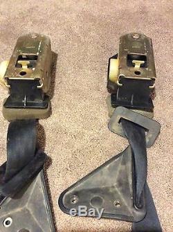 Black Rear 3 point Harness Seat Belt Set 1982-1992 3rd Gen Camaro Firebird