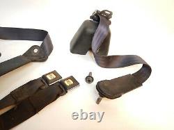 Jeep Wrangler YJ 92-95 Complete Rear Seat Belt Set Female Shoulder Harness