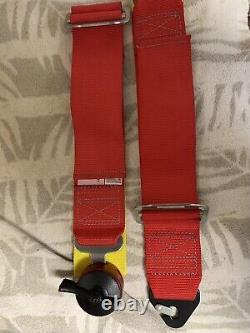 MOMO 4 Points Harness Seat Belt Red