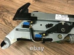Mercedes Benz Oem W140 S500 Cl500 S600 Cl600 Front Right Seatbelt Feeder 92-99